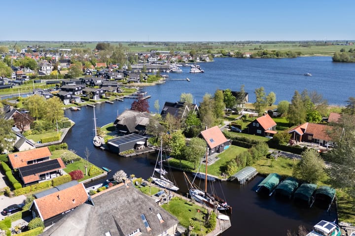 Vrijstaande woning te koop: De Achte 15, Terherne