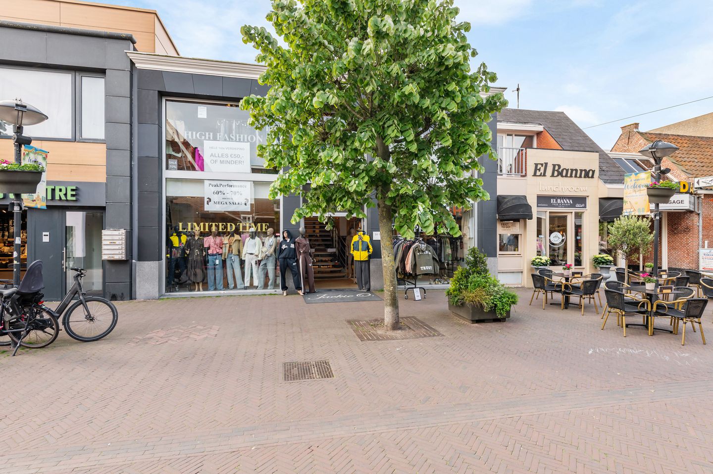 Bekijk foto 1 van Hoofdstraat 14
