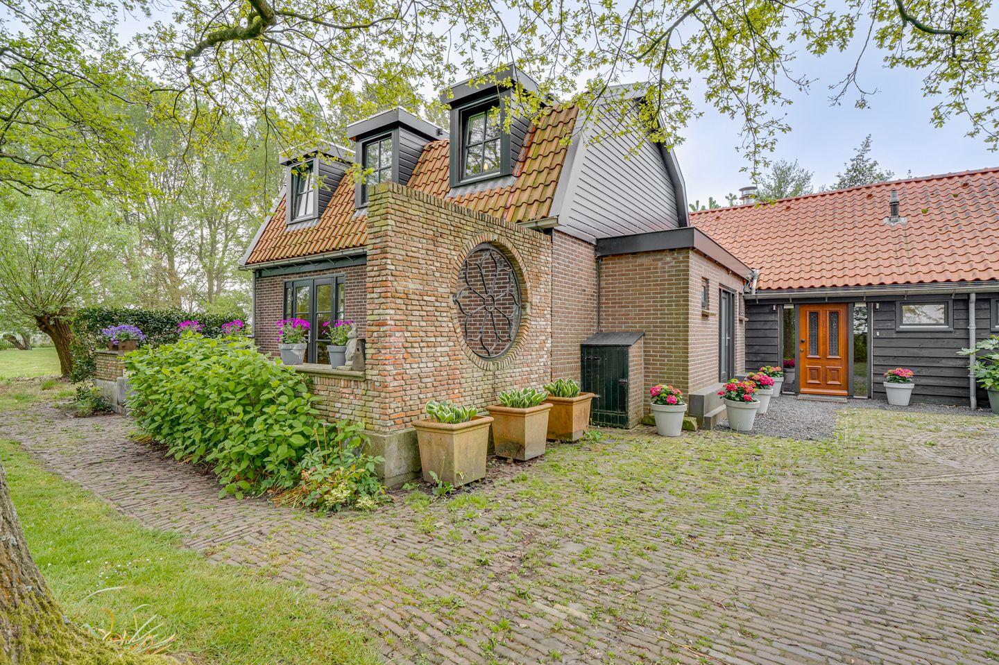 Photo 5 of Ringvaartweg 32
