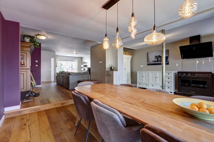Tussenwoning te koop: Albert Schweitzerstraat 4, Venlo
