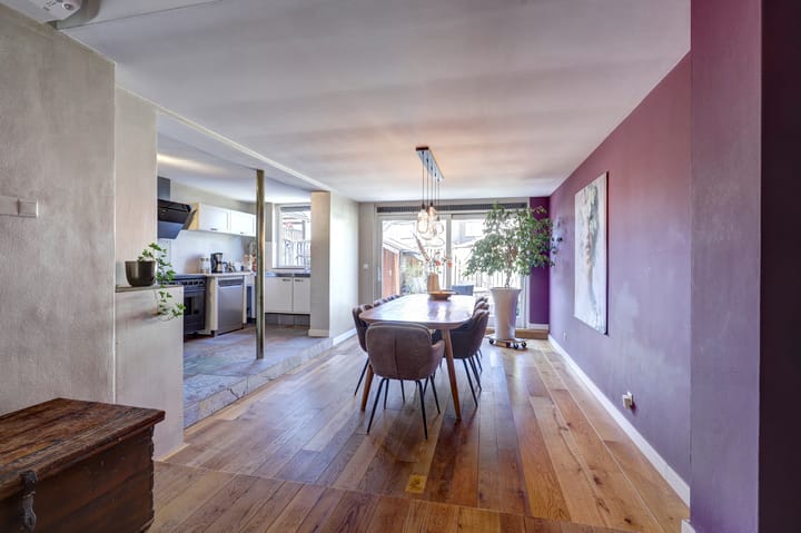 Tussenwoning te koop: Albert Schweitzerstraat 4, Venlo