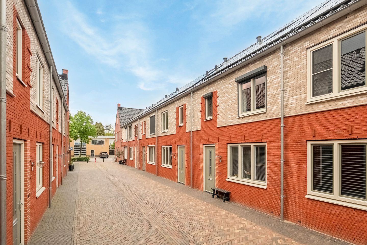Photo 49 of Pieter van der Doesstraat 6