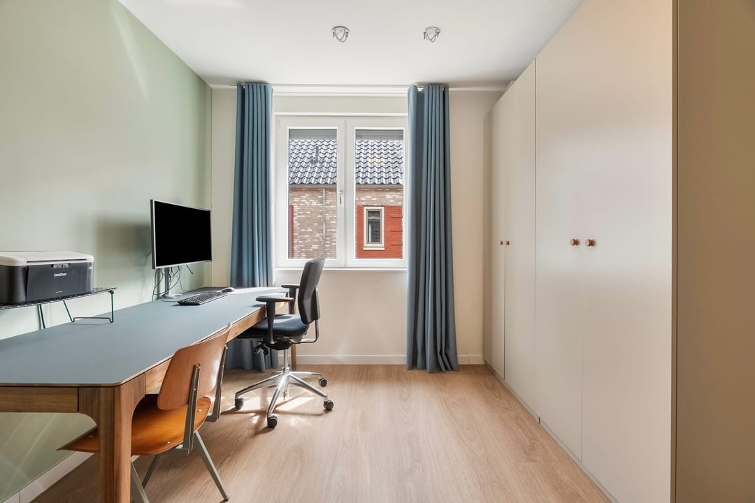 Photo 31 of Pieter van der Doesstraat 6
