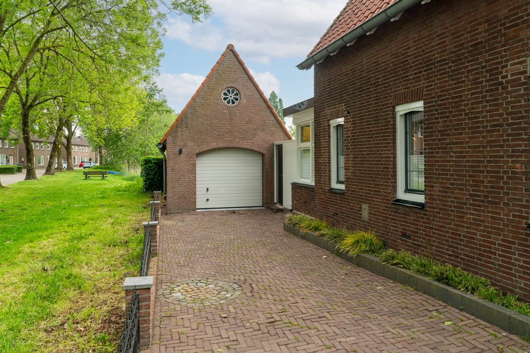 Foto 41 van Stationsweg 22