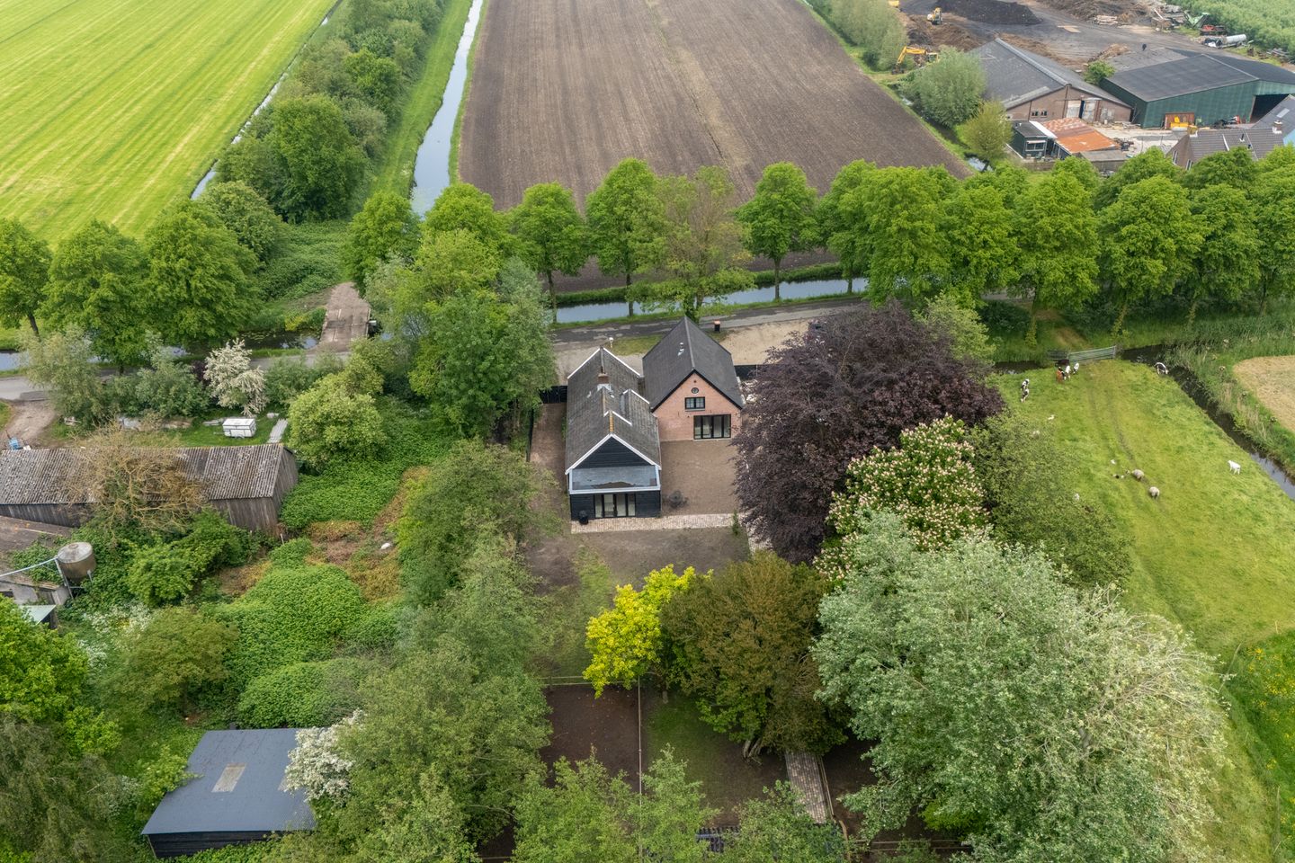 Photo 64 of Achterkade 13