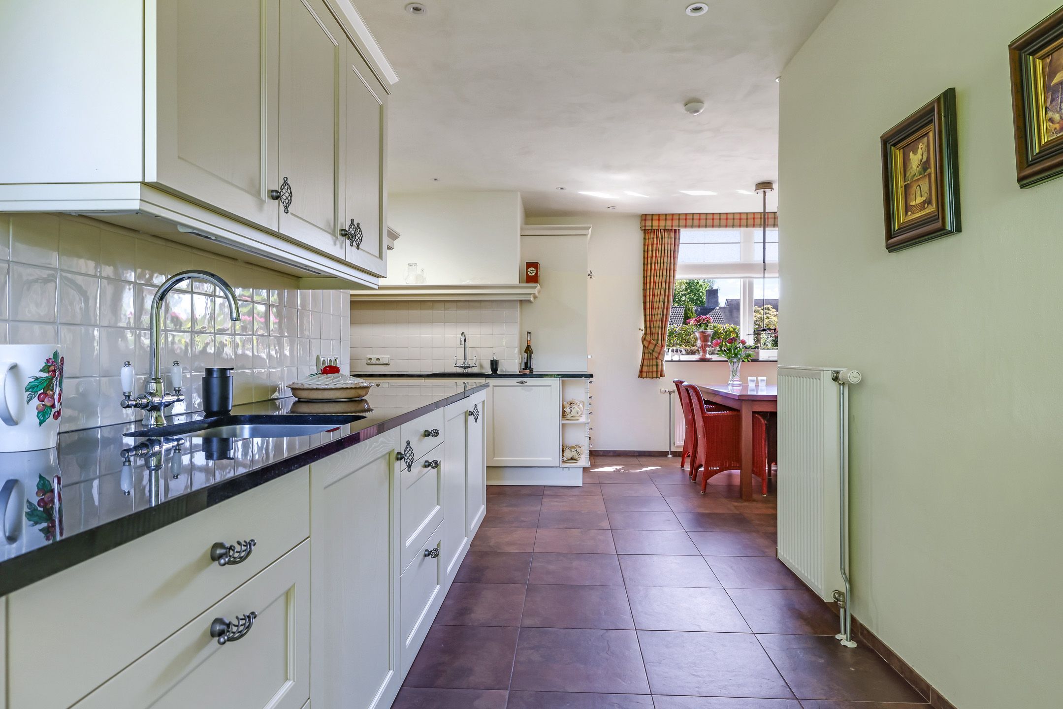 Foto 30 van Valkenbos 14