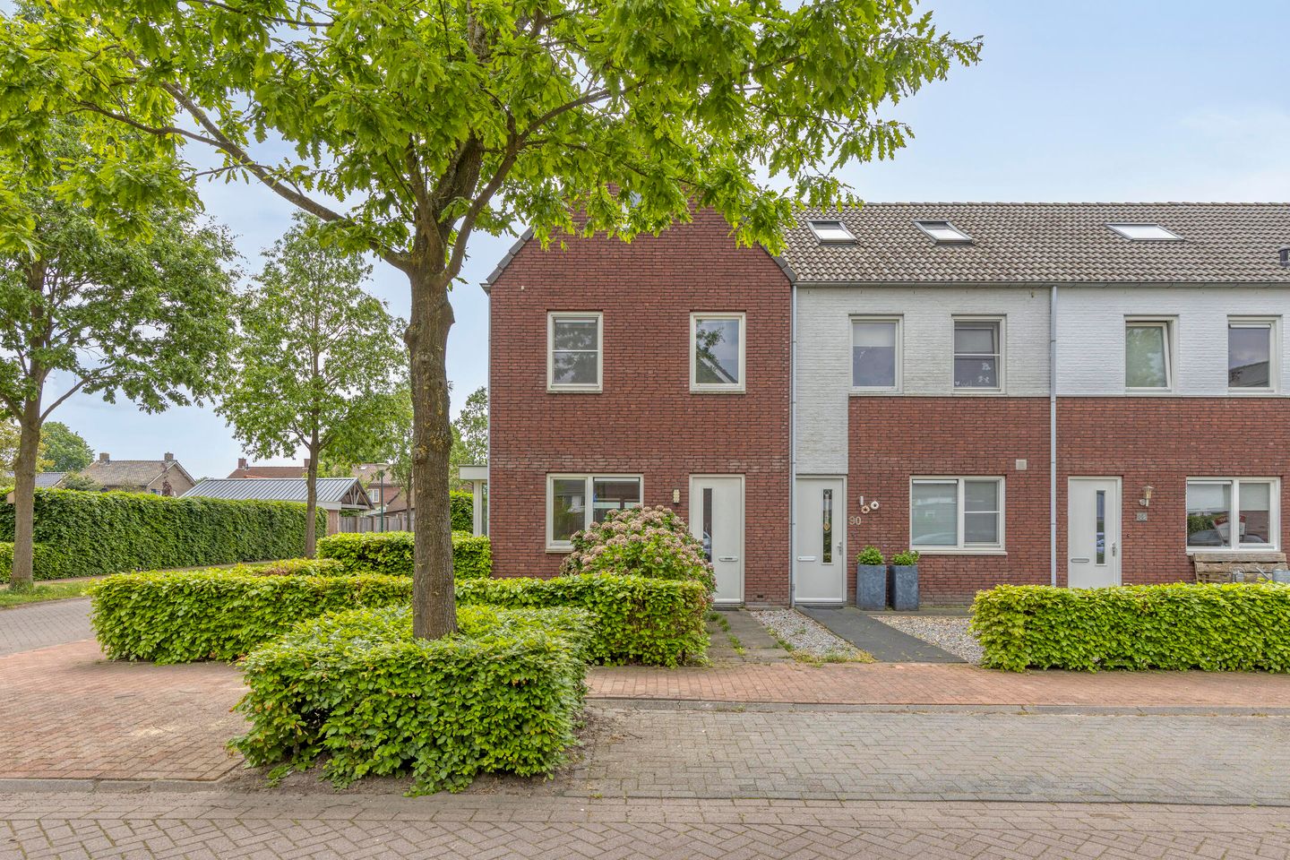 Modern corner home with energy label A and south-facing garden in Bergeijk — 35