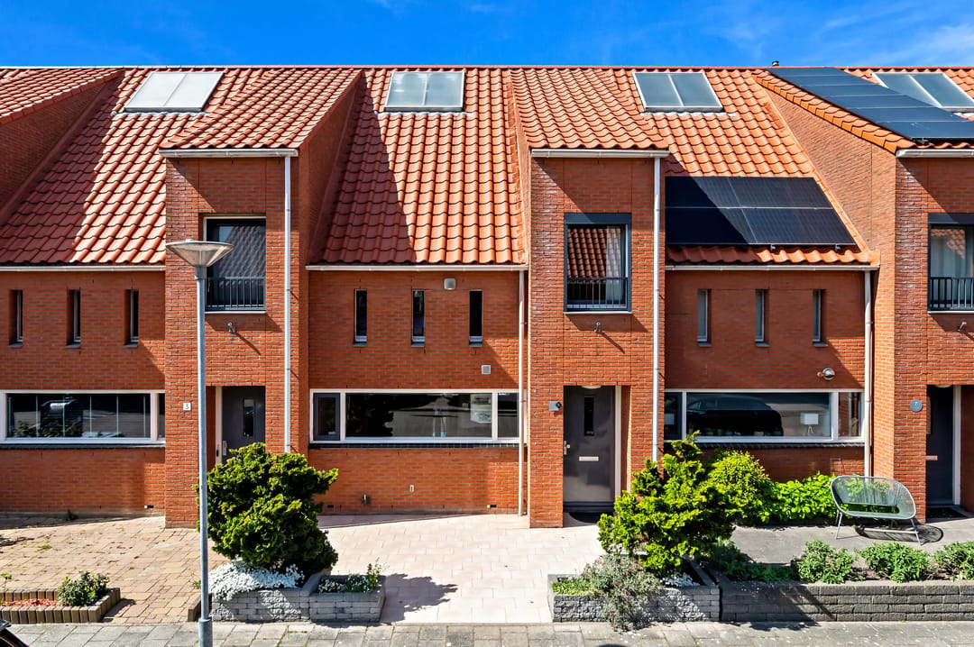 Photo 1 of Aalbessenlaan 5