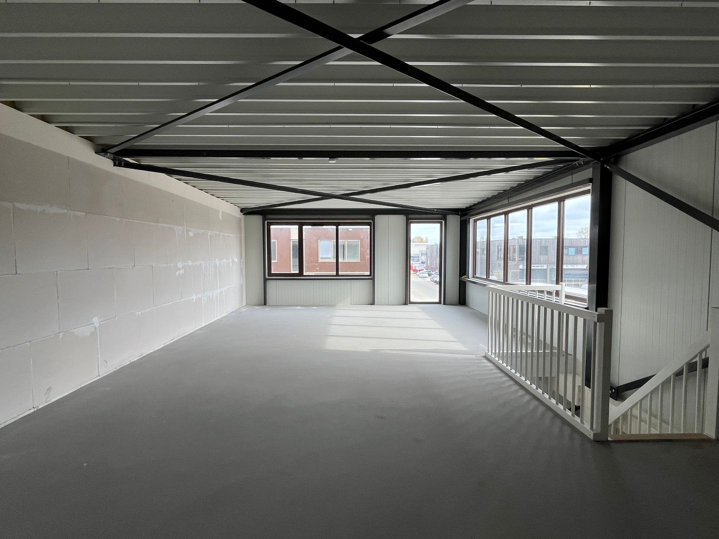 View photo 4 of Overvliet 143