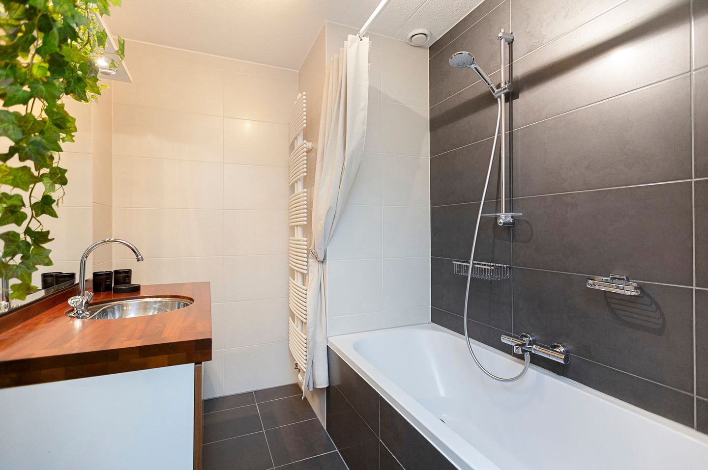 Photo 29 of Schoutstraat 13