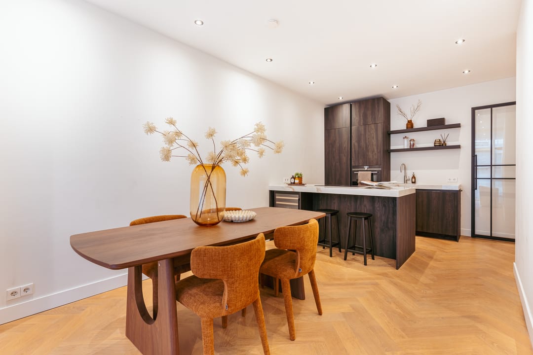 Stylish renovated ground floor apartment with sunny garden in De Pijp — 13