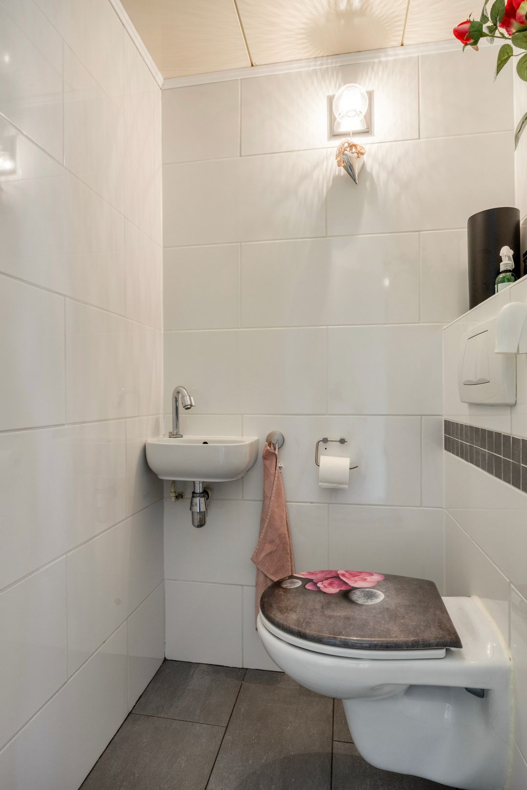 Photo 8 of Adriaan Kooningsstraat 256