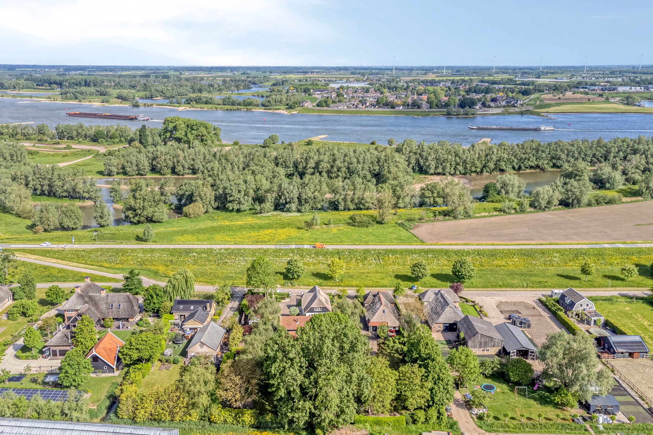 Photo 3 of Beemstraat 44