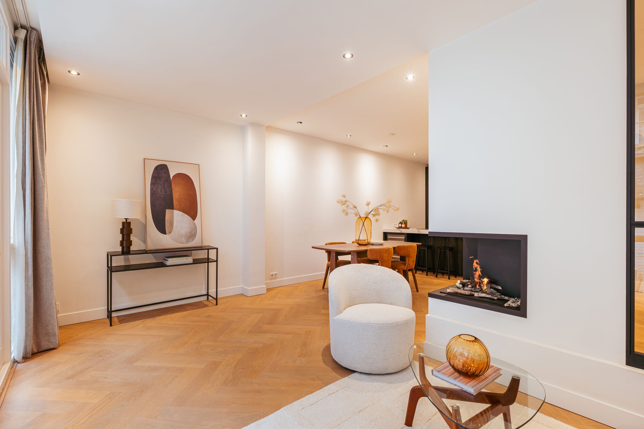 Stylish renovated ground floor apartment with sunny garden in De Pijp — 18