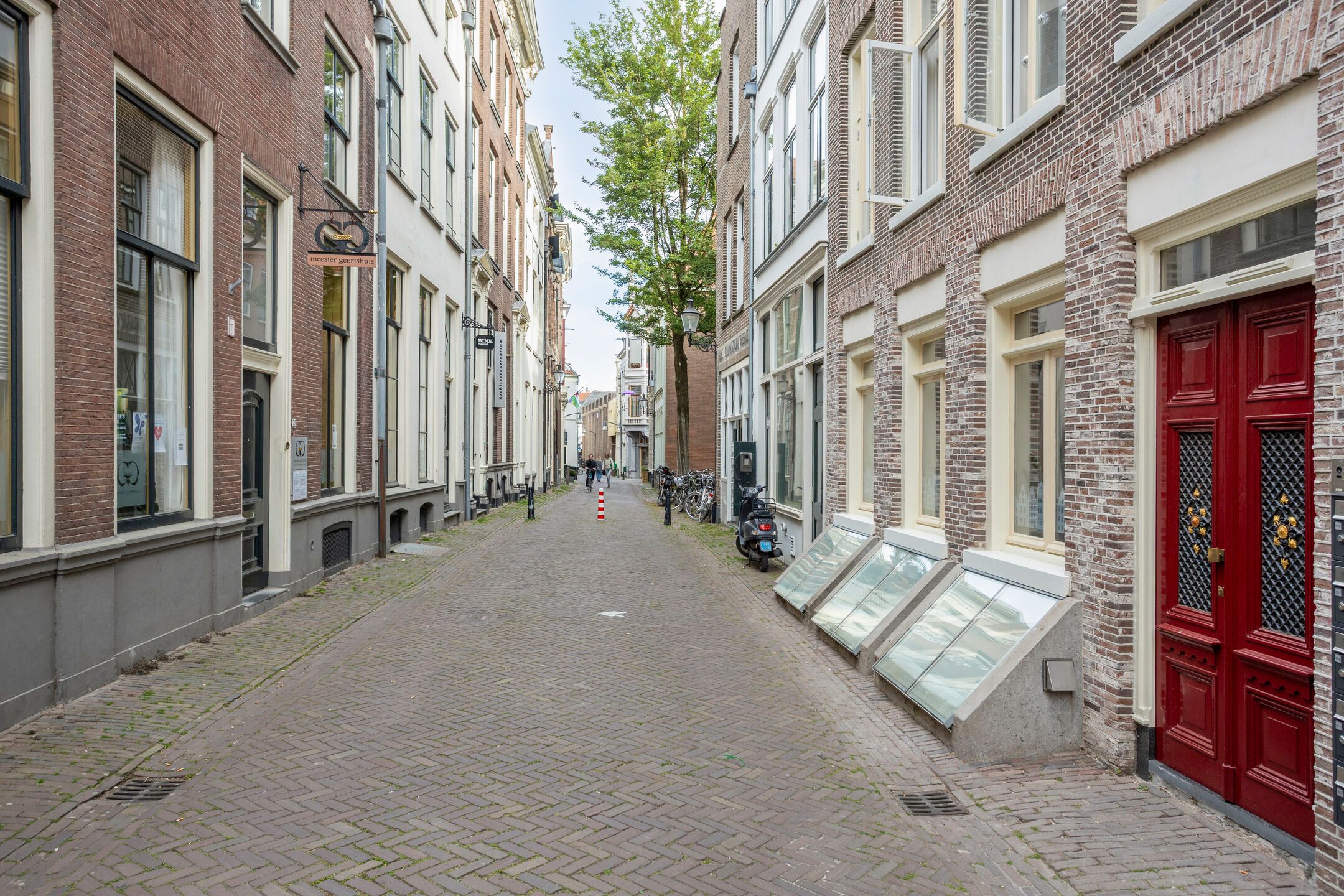Photo 60 of Assenstraat 57