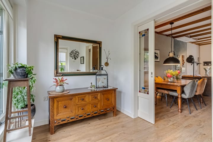 Twee-onder-één-kap te koop: Parallelweg 4, Rhenen