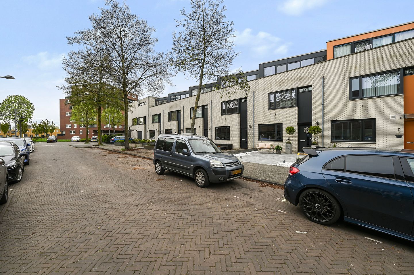 Photo 49 of Kuifduikerstraat 11