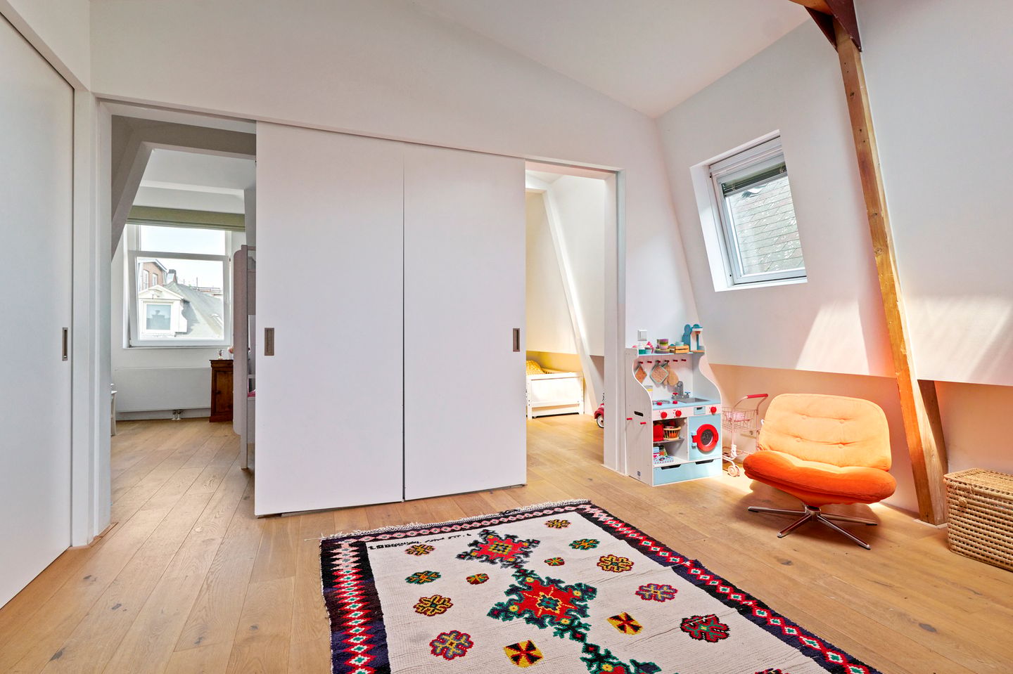 Photo 14 of Jacob van Lennepstraat 71-3