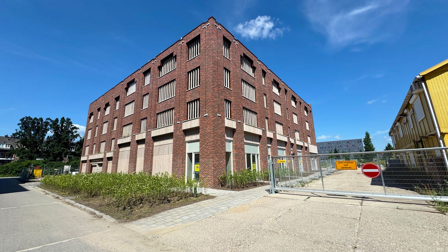 Bekijk foto 1 van Westinghousestraat 11