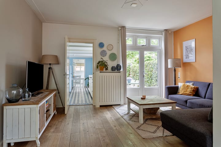 Photo 2 of Bernardstraat 40