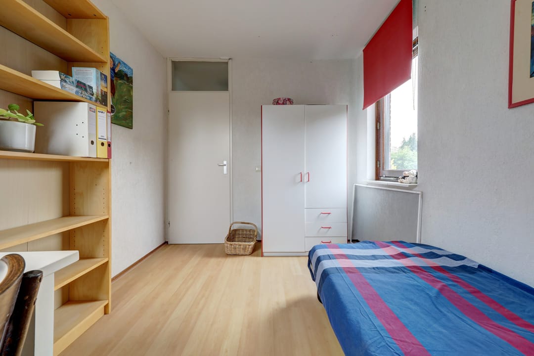 Charming Semi-Detached Home with Garden Room and Modern Kitchen in Vlijmen — 28