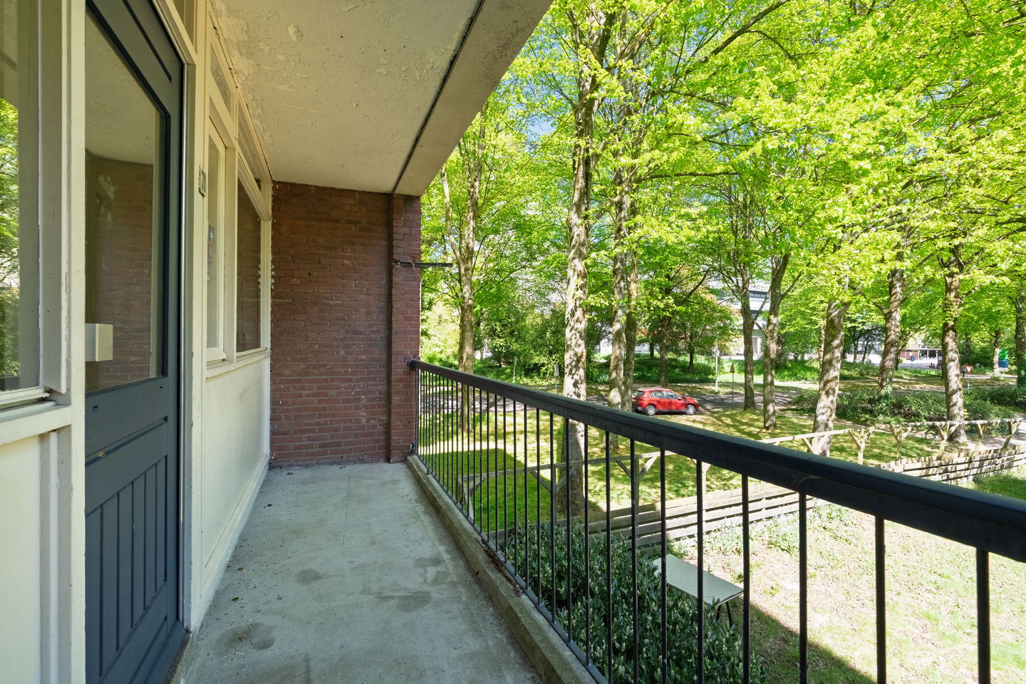 Photo 5 of Van 't Hoffstraat 71