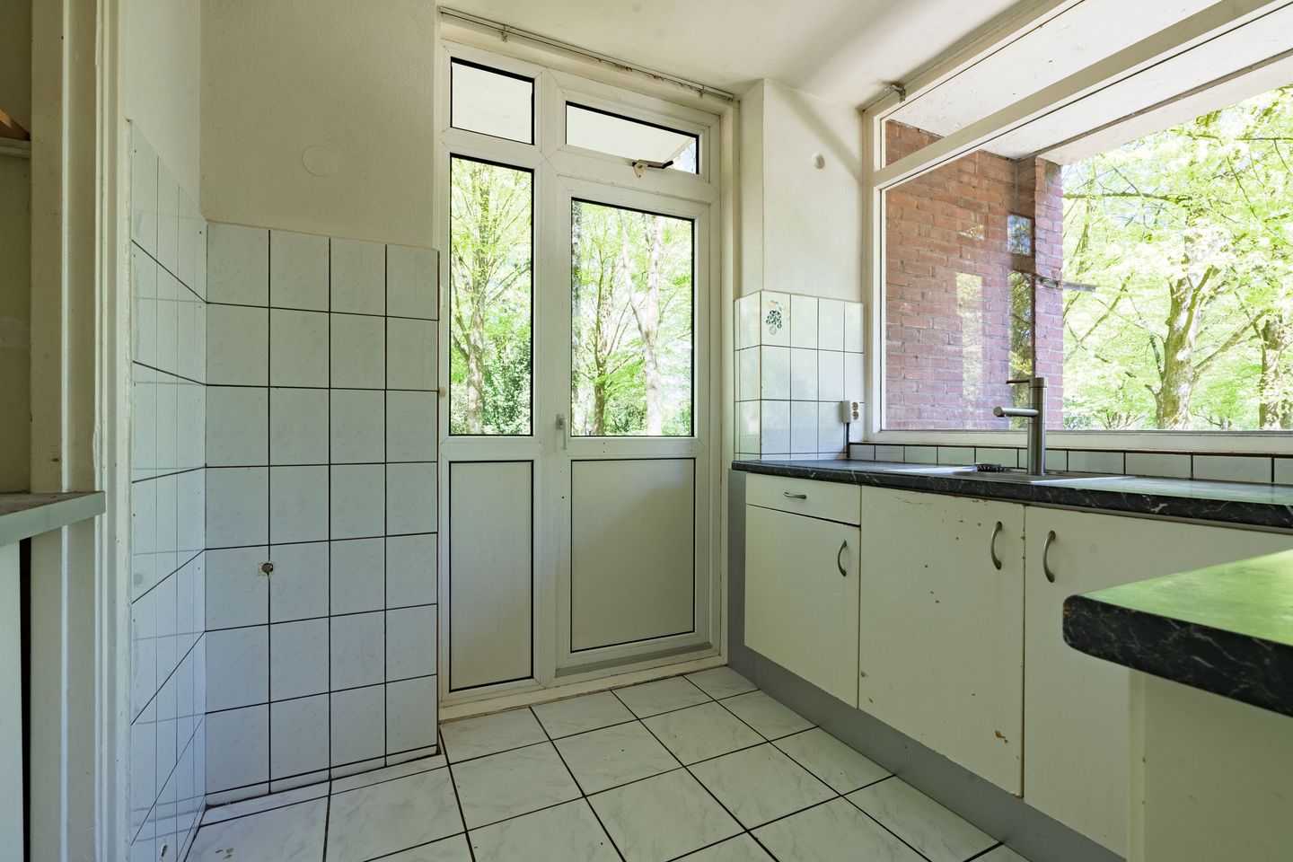 Photo 10 of Van 't Hoffstraat 71