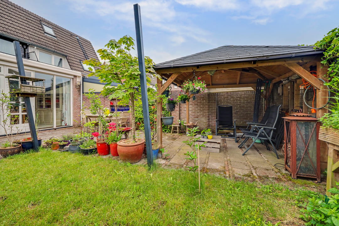 Charming Semi-Detached Home with Garden Room and Modern Kitchen in Vlijmen — 41