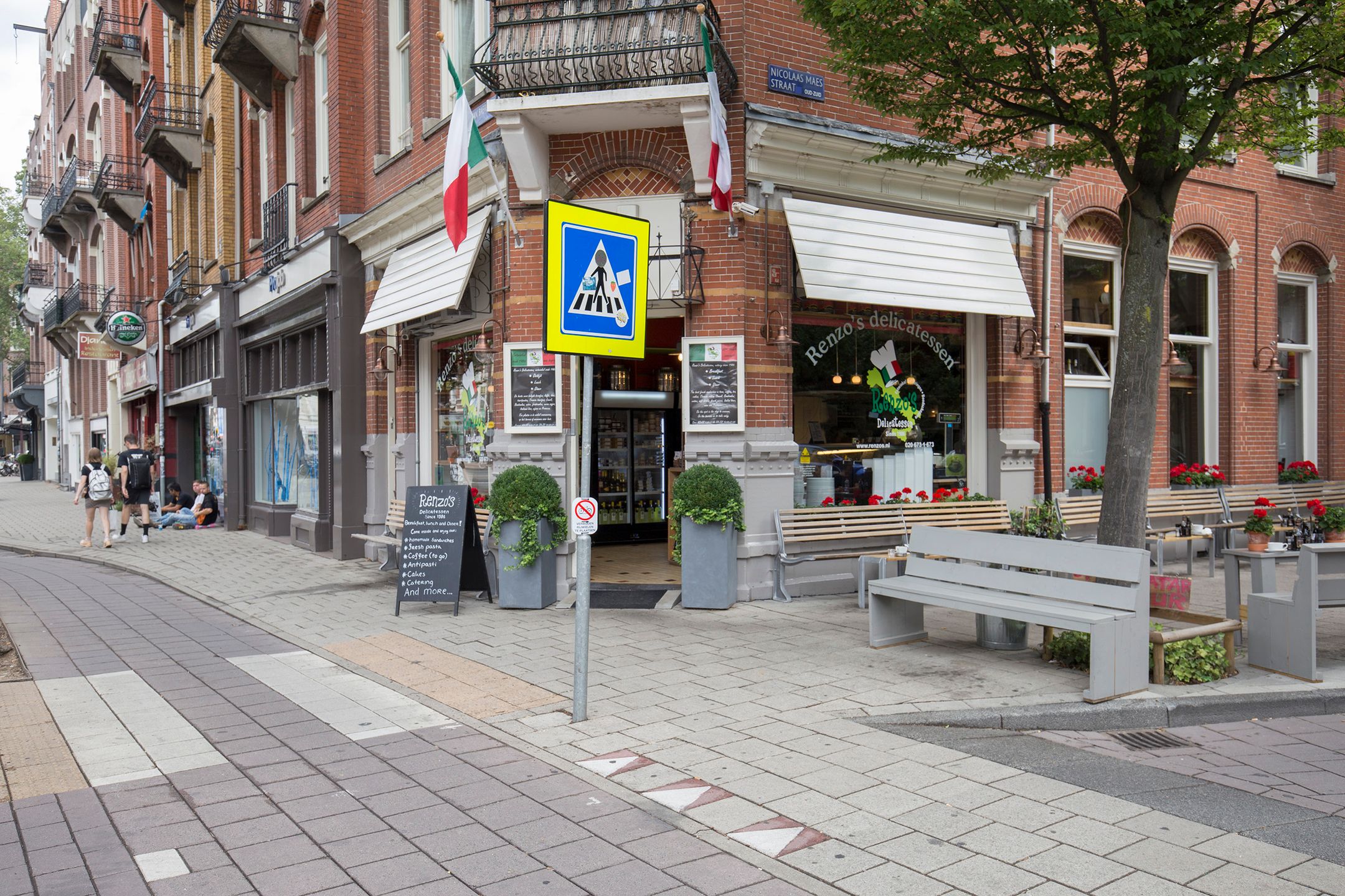 Photo 27 of Frans van Mierisstraat 91-2