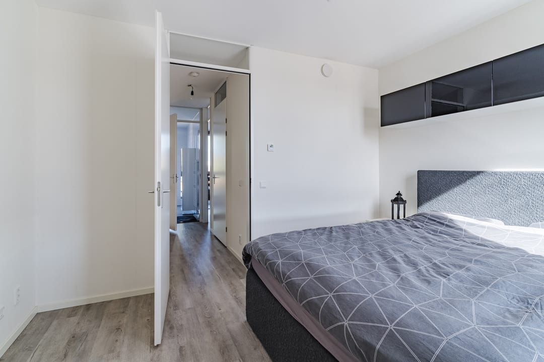 Modern Energy-Efficient Terraced House in Helmond — 22