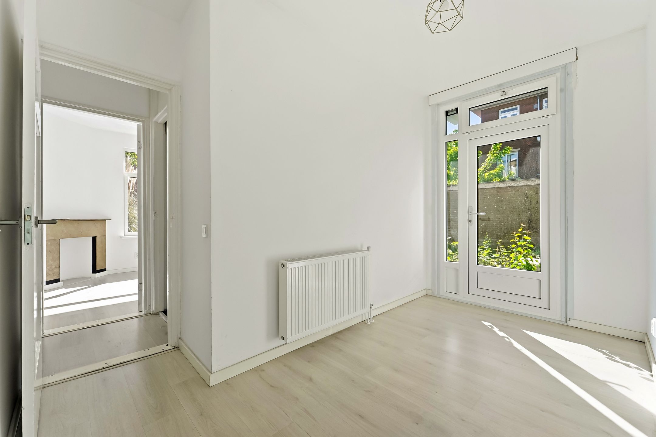 Photo 21 of Damasstraat 345