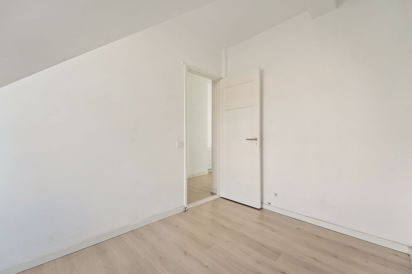 Photo 10 of Damasstraat 345