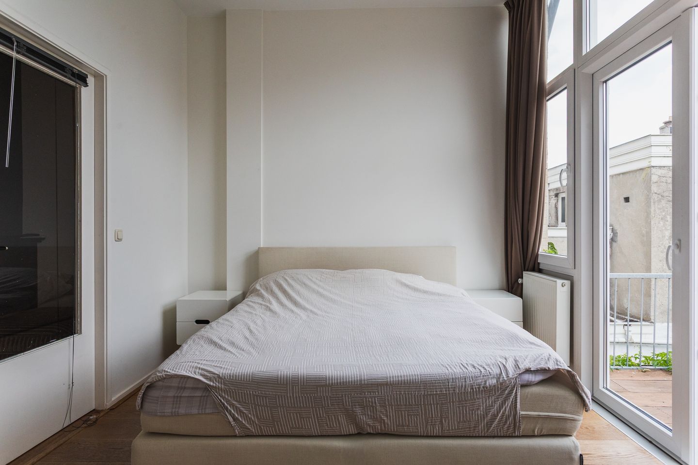 Charming first-floor apartment with private rooftop terrace in prime Statenkwartier — 19