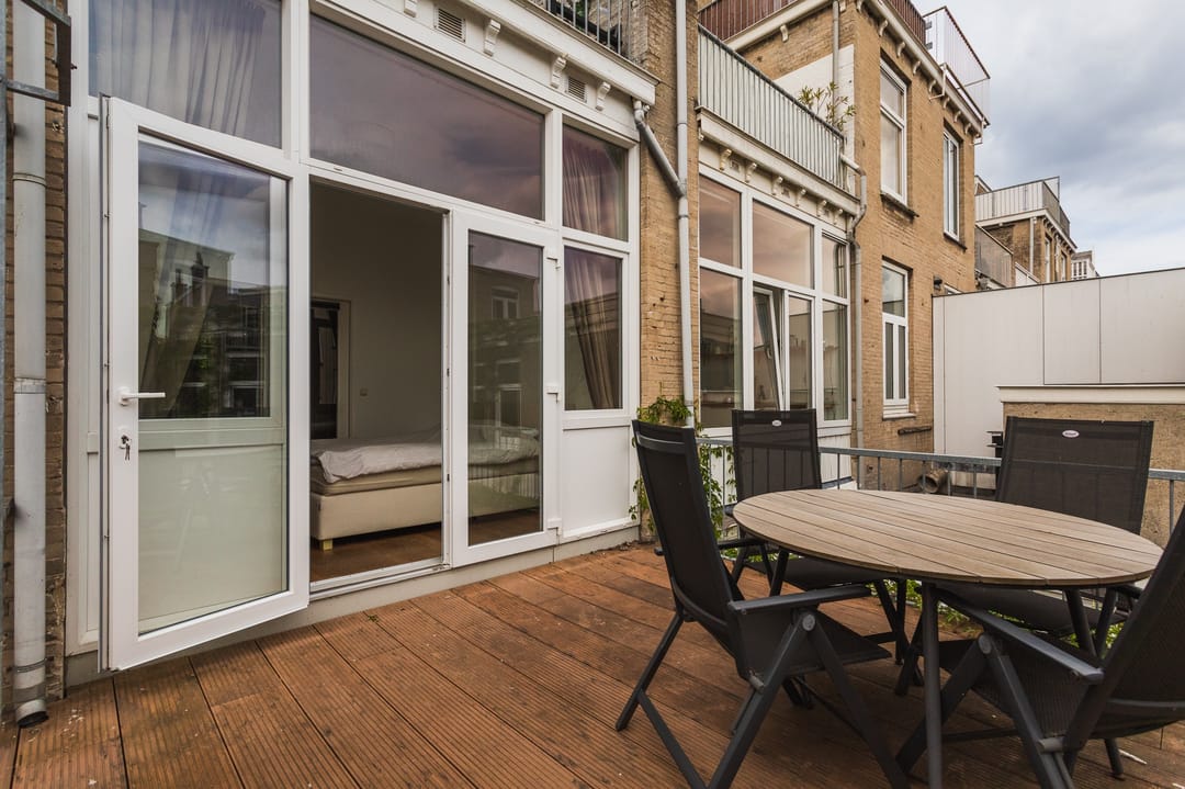 Charming first-floor apartment with private rooftop terrace in prime Statenkwartier — 23