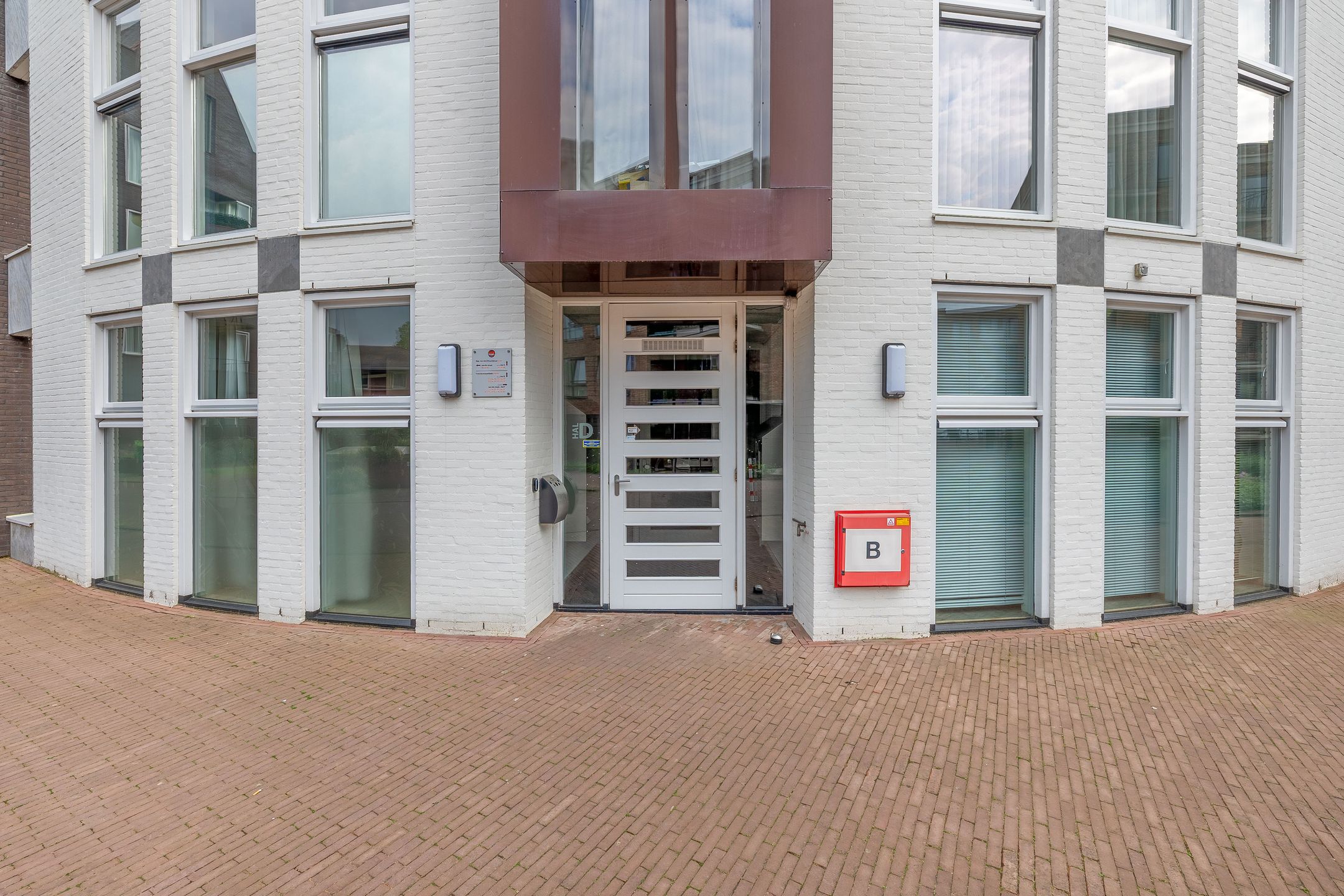 Foto 21 van Mgr vdn Tillaartstraat 56