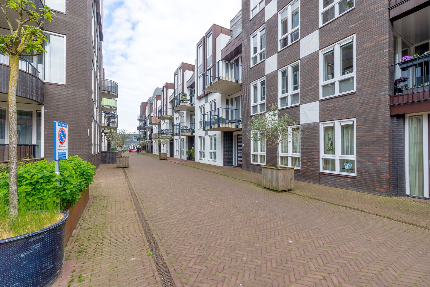 Foto 25 van Mgr vdn Tillaartstraat 56