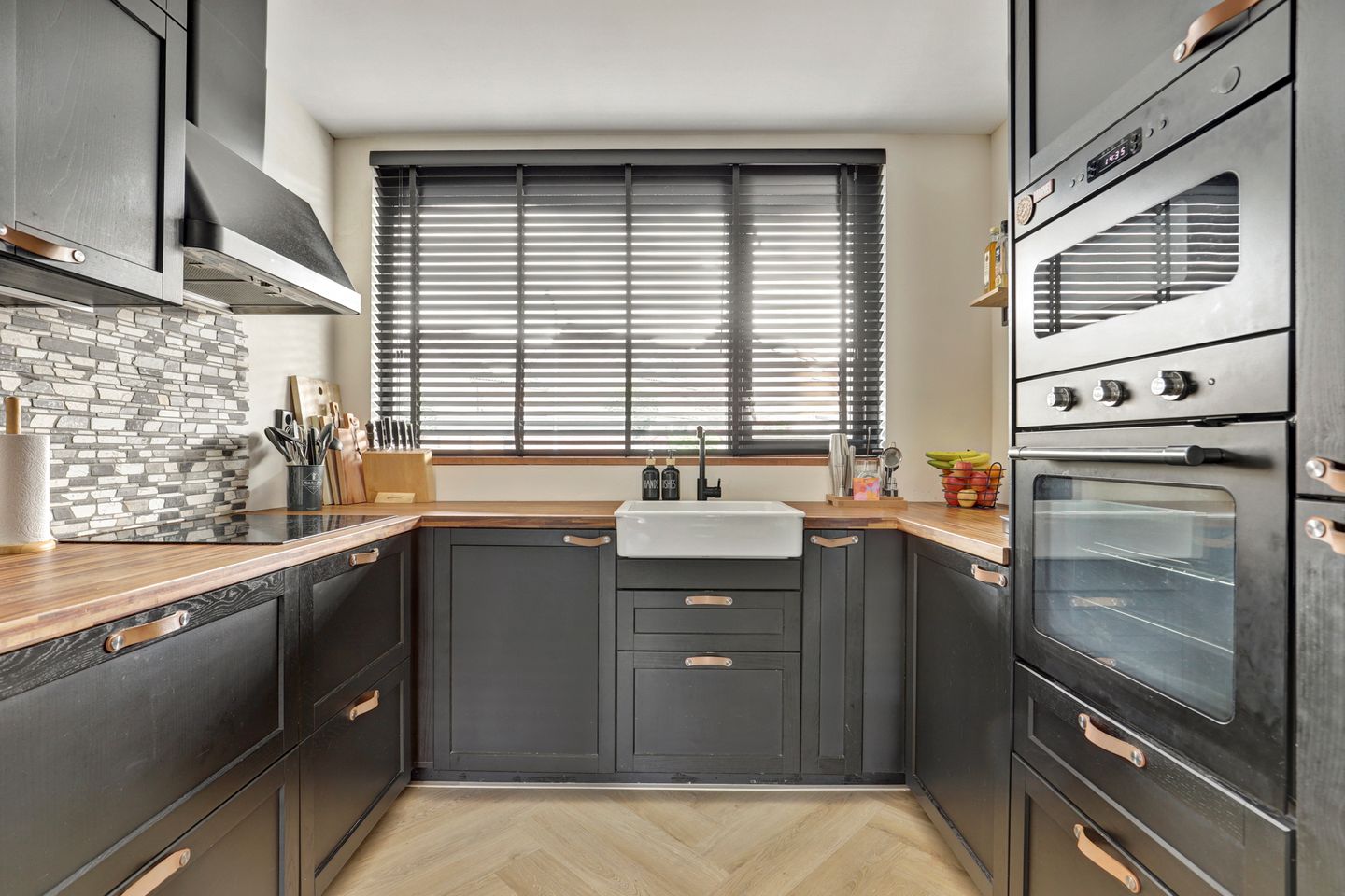 Photo 14 of Ellingtonstraat 22