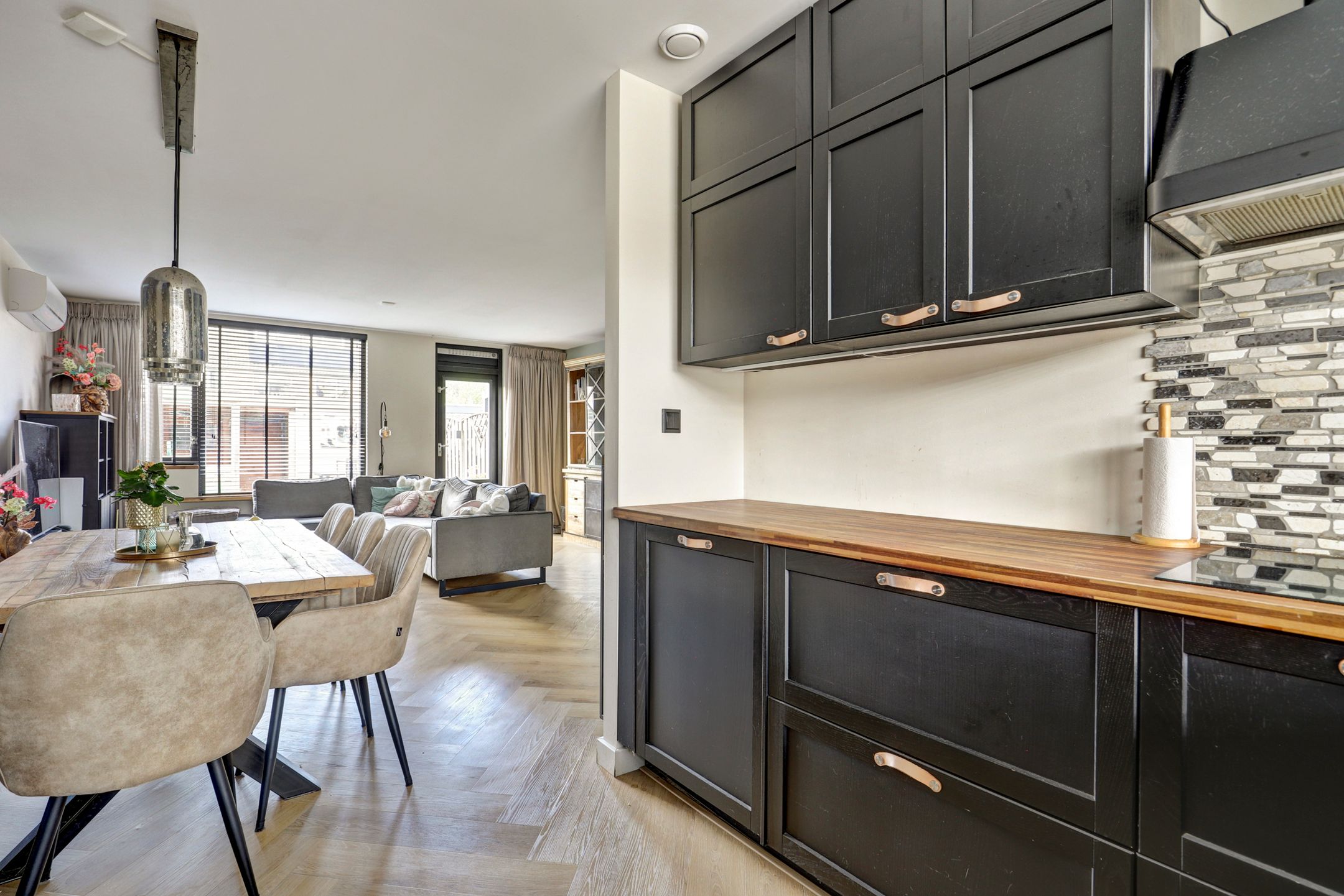 Photo 15 of Ellingtonstraat 22