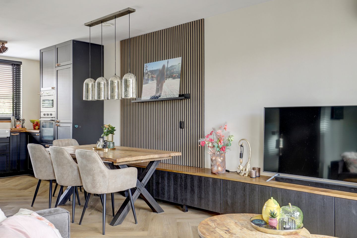Photo 10 of Ellingtonstraat 22