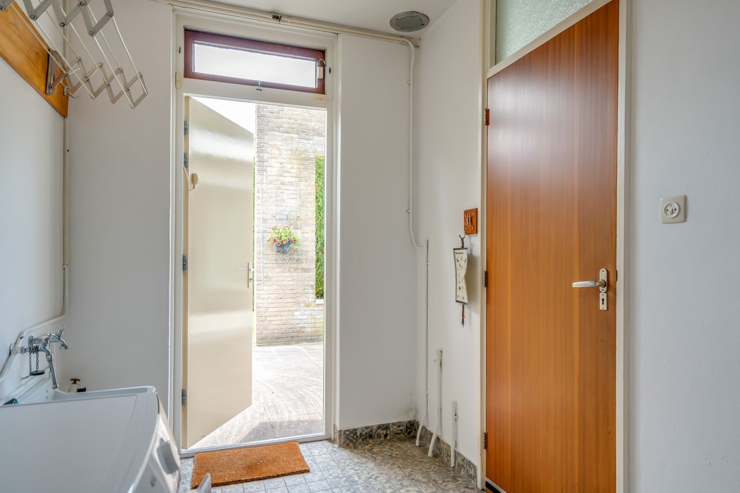 Photo 34 of Cort van der Lindenlaan 7