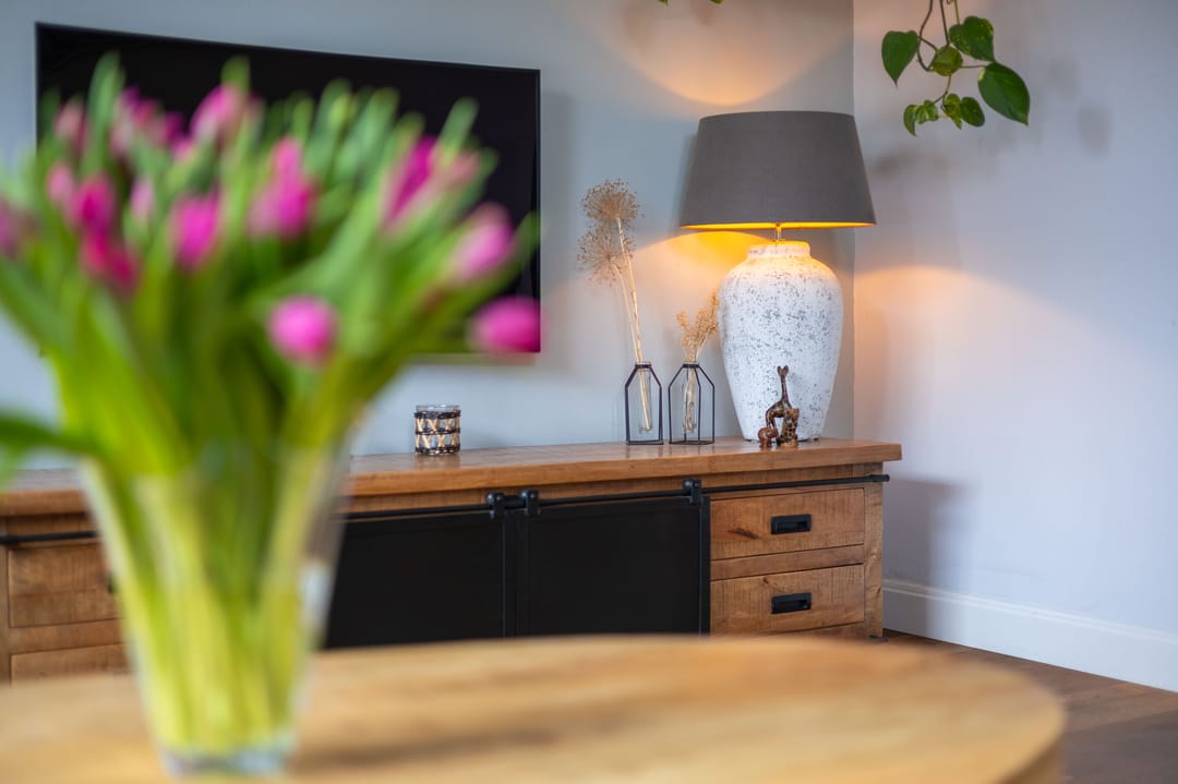 Photo 11 of van Velzenstraat 27