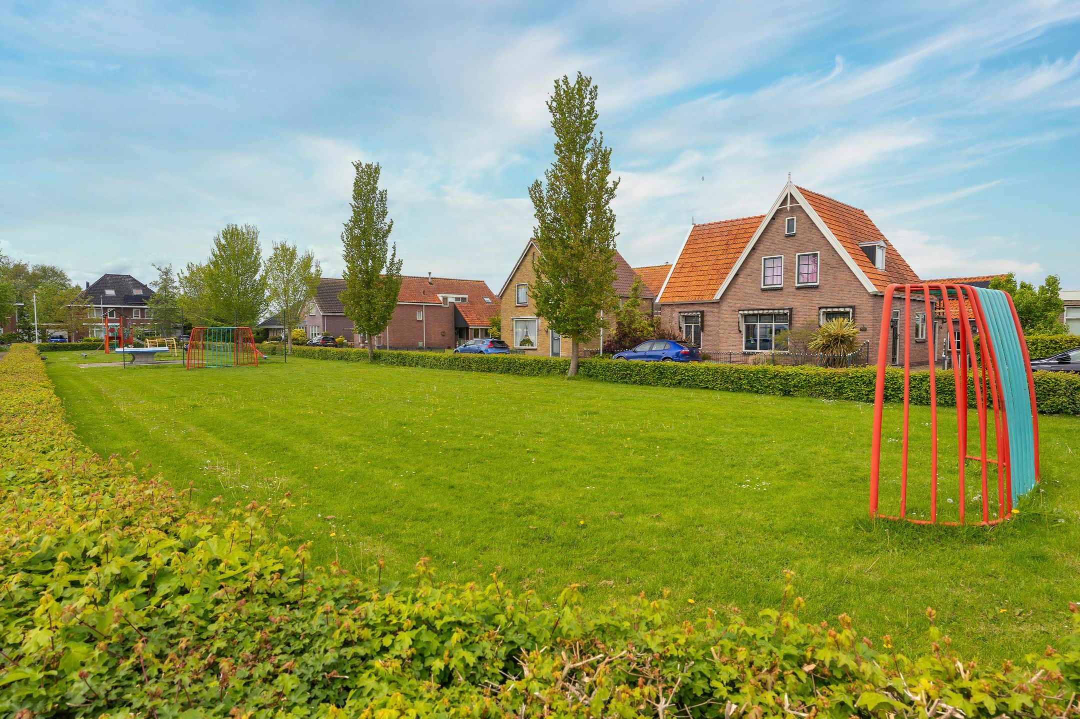 Photo 48 of van Velzenstraat 27