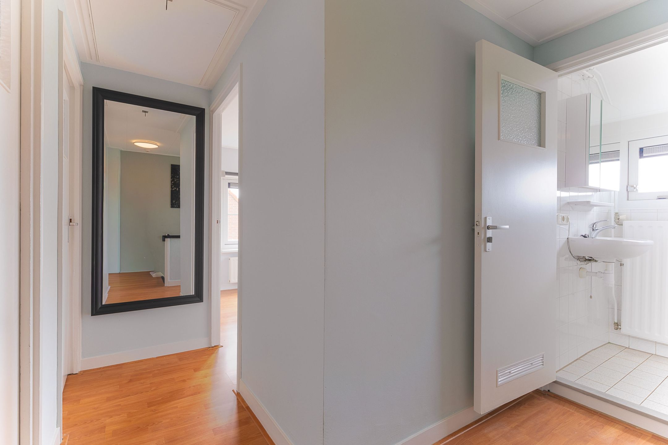 Photo 42 of van Velzenstraat 27
