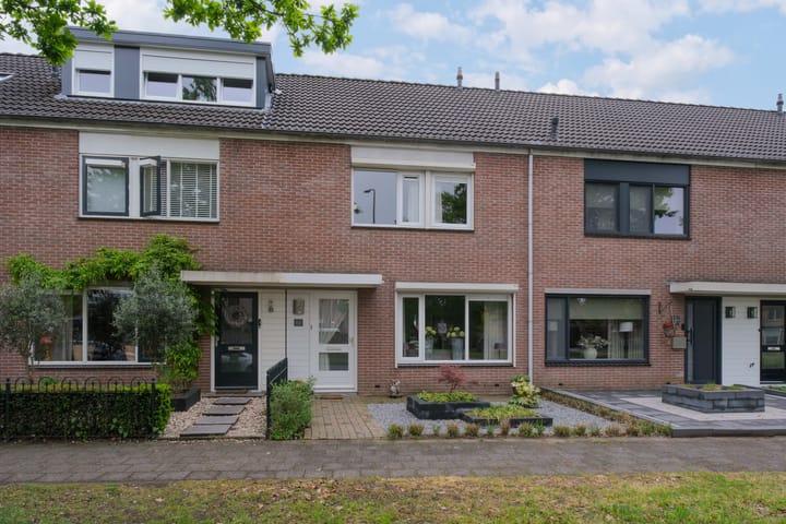 Photo 2 of Broekerheide 40