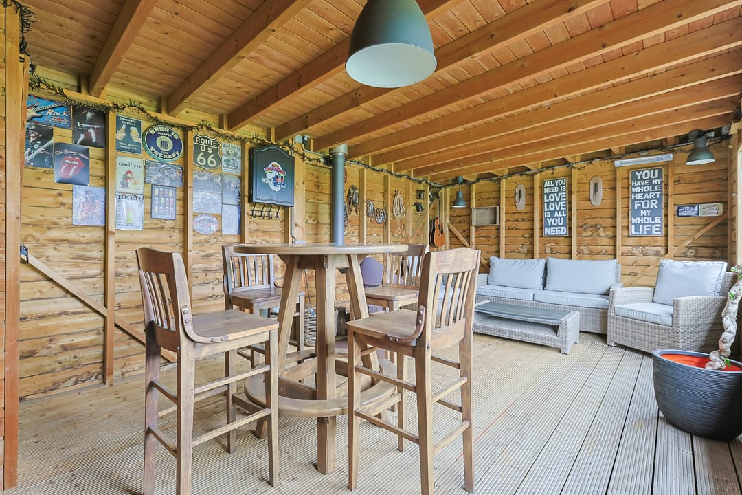 Detached Waterfront Home with Private Dock in Rural Wilnis — 58