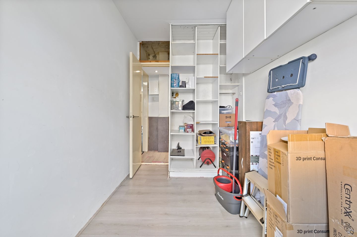 Charming ground-floor apartment with spacious garden in Laakkwartier — 14