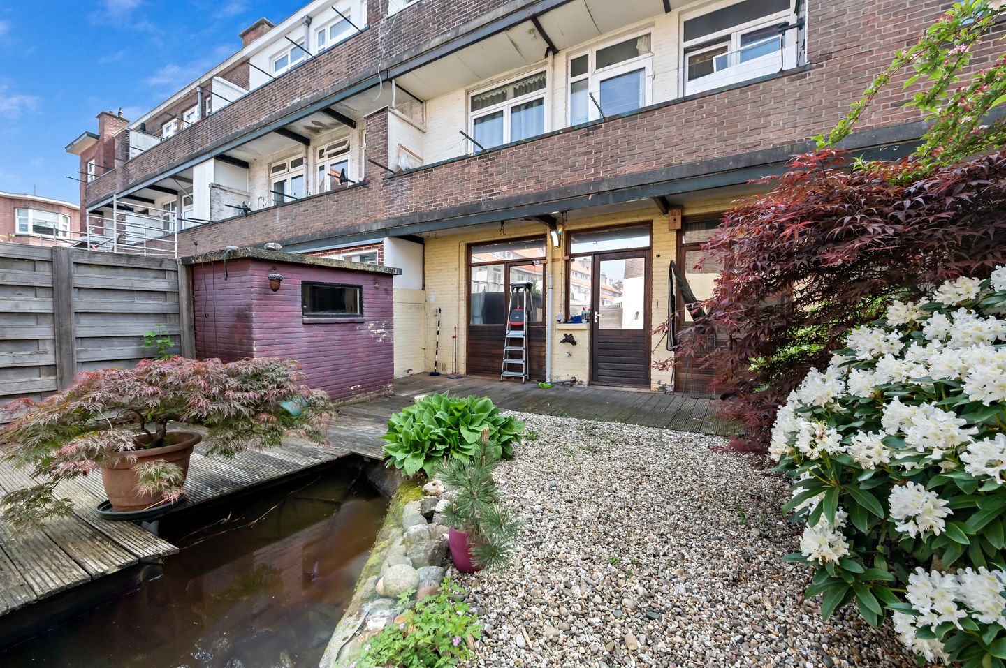 Charming ground-floor apartment with spacious garden in Laakkwartier — 10