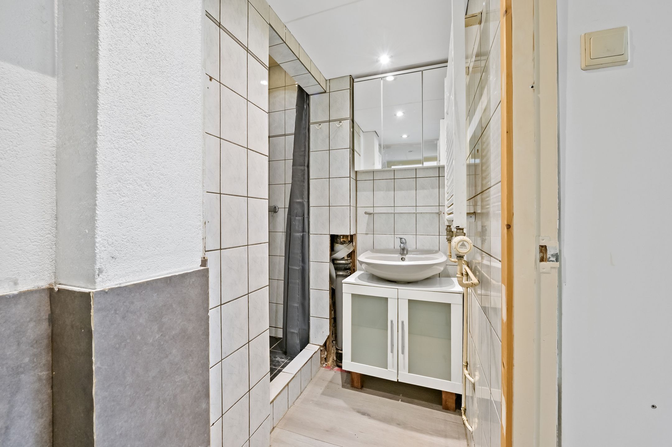 Charming ground-floor apartment with spacious garden in Laakkwartier — 18
