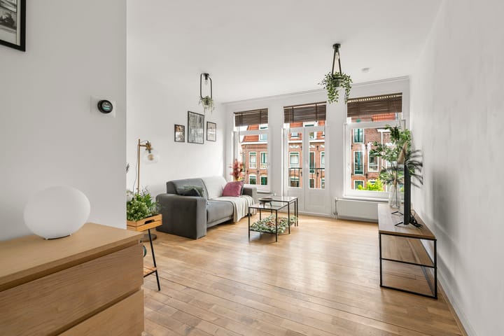 Photo 2 of Jan Pieter Heijestraat 98-3