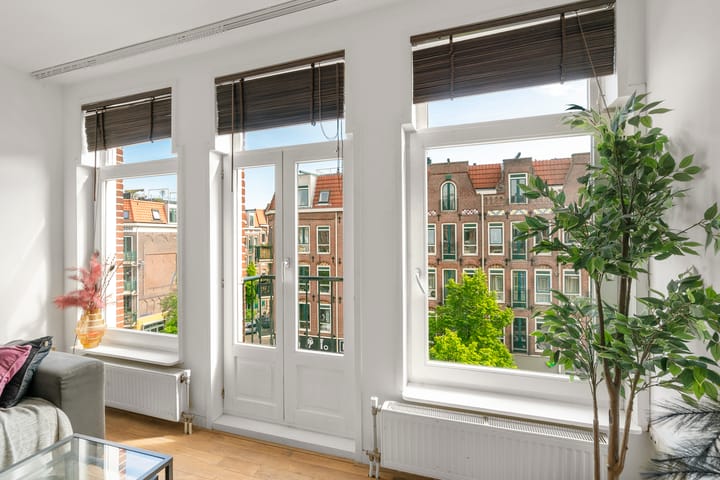 Photo 3 of Jan Pieter Heijestraat 98-3